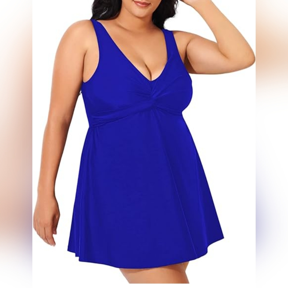 NEW Sovoyontee flowy tankini